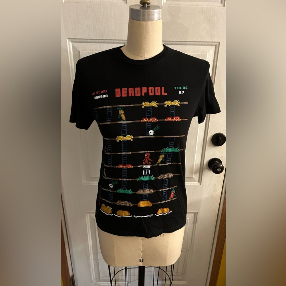 Welovefine Deadpool men’s tee shirt